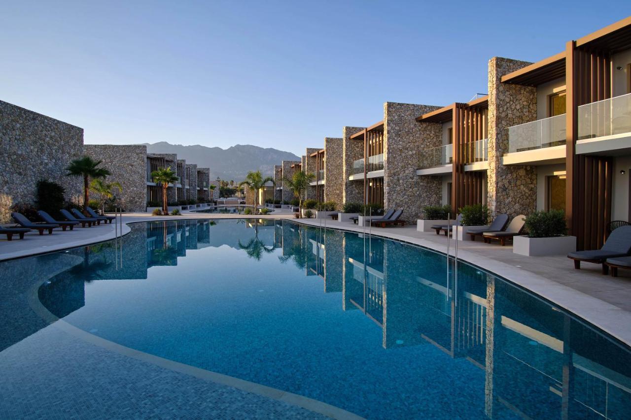Utopia Blu Hotel Тігакі Екстер'єр фото