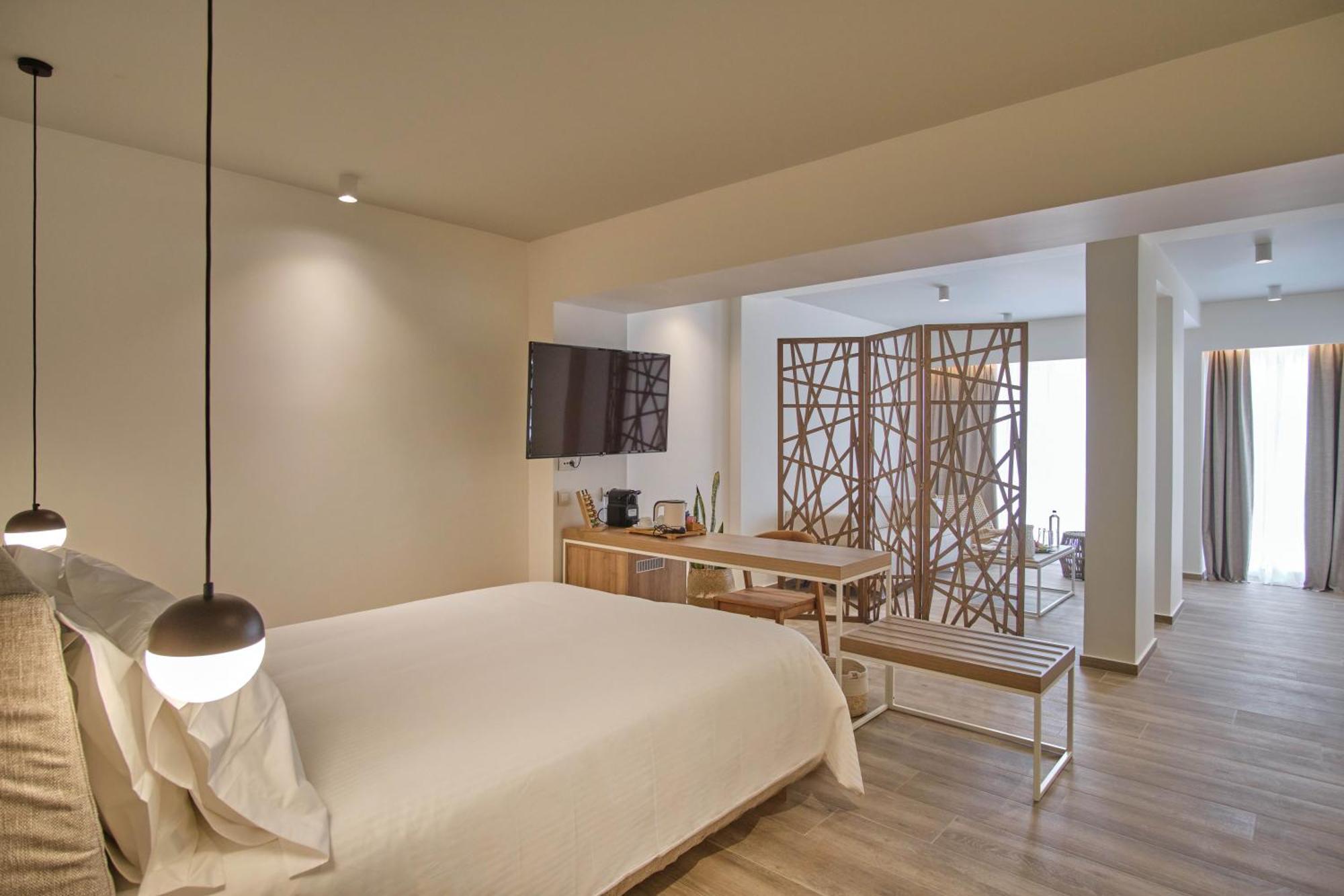 Utopia Blu Hotel Тігакі Екстер'єр фото
