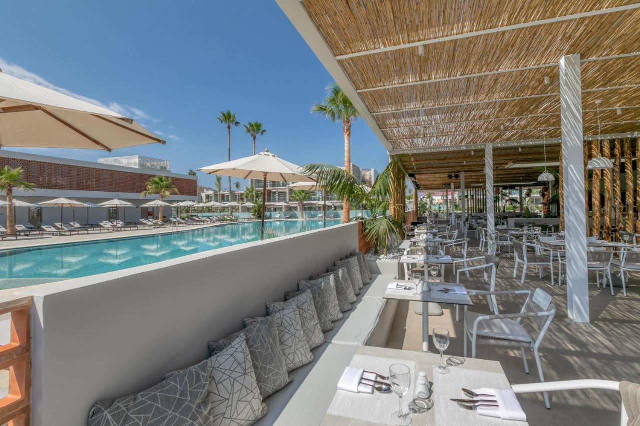 Utopia Blu Hotel Тігакі Екстер'єр фото