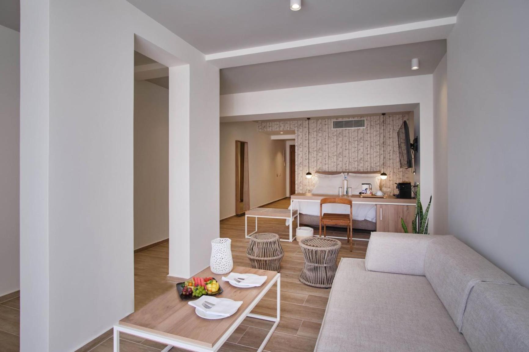 Utopia Blu Hotel Тігакі Екстер'єр фото