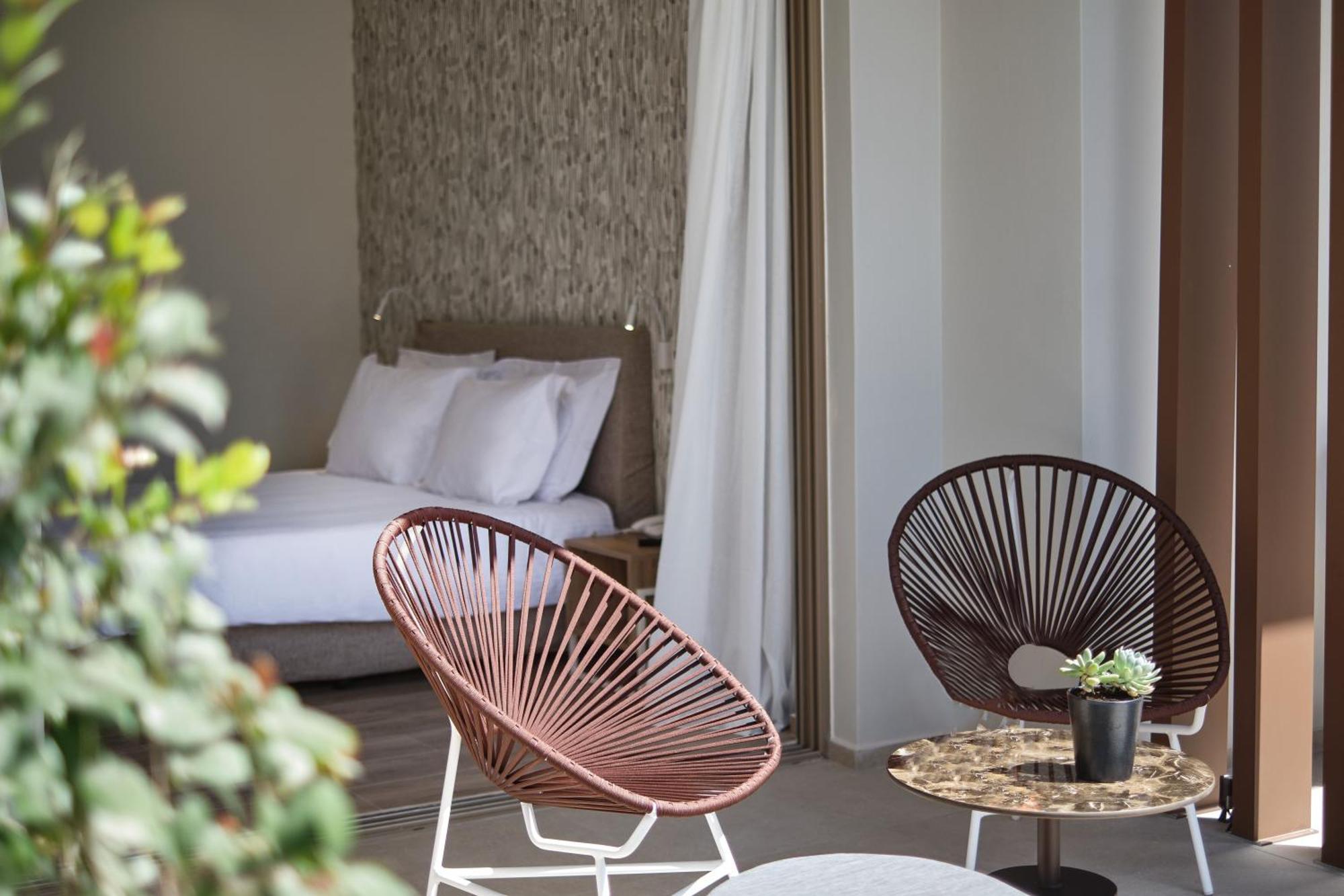 Utopia Blu Hotel Тігакі Екстер'єр фото