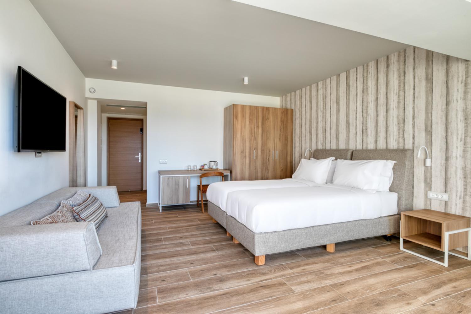 Utopia Blu Hotel Тігакі Екстер'єр фото