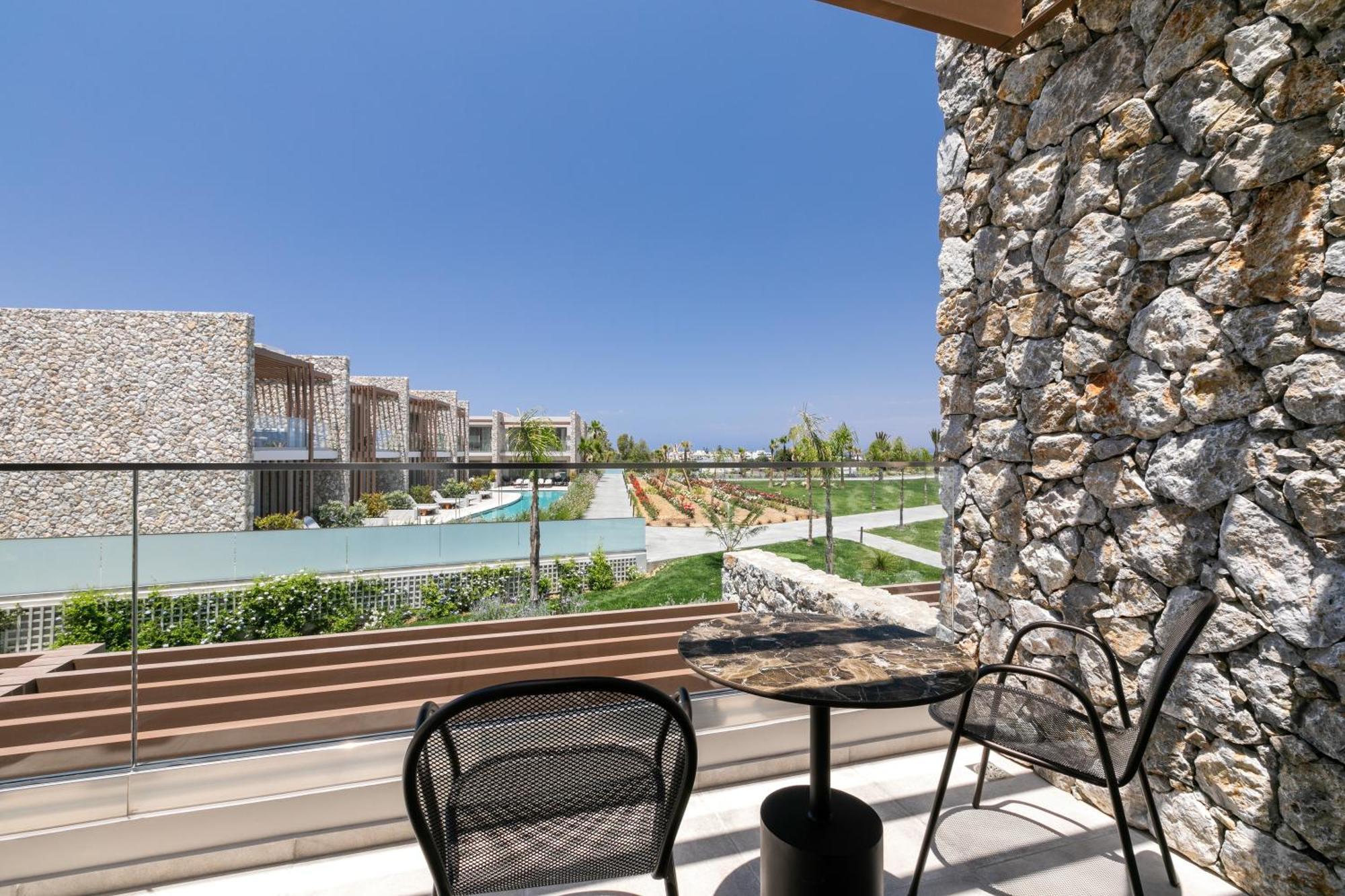 Utopia Blu Hotel Тігакі Екстер'єр фото